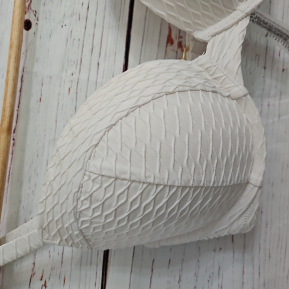 NWT Victoria Secret Push Up Bikini Top 32DD - Picture 7 of 15